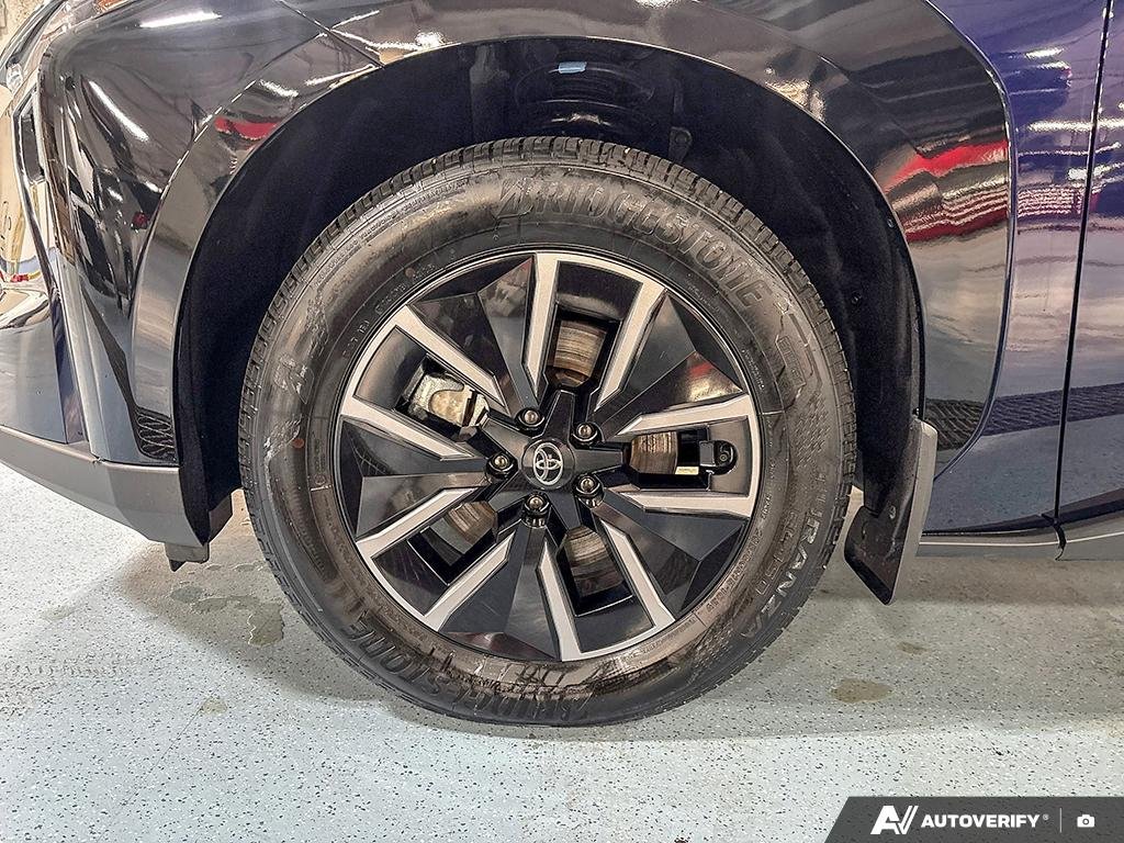 2026 Toyota bZ S2660920 | XLE Blue Edmonton - photo #5