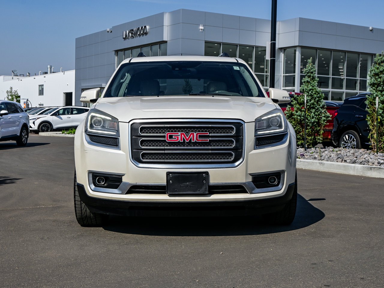 2014 GMC Acadia AWD 4dr SLT2 White Sherwood Park - photo #2