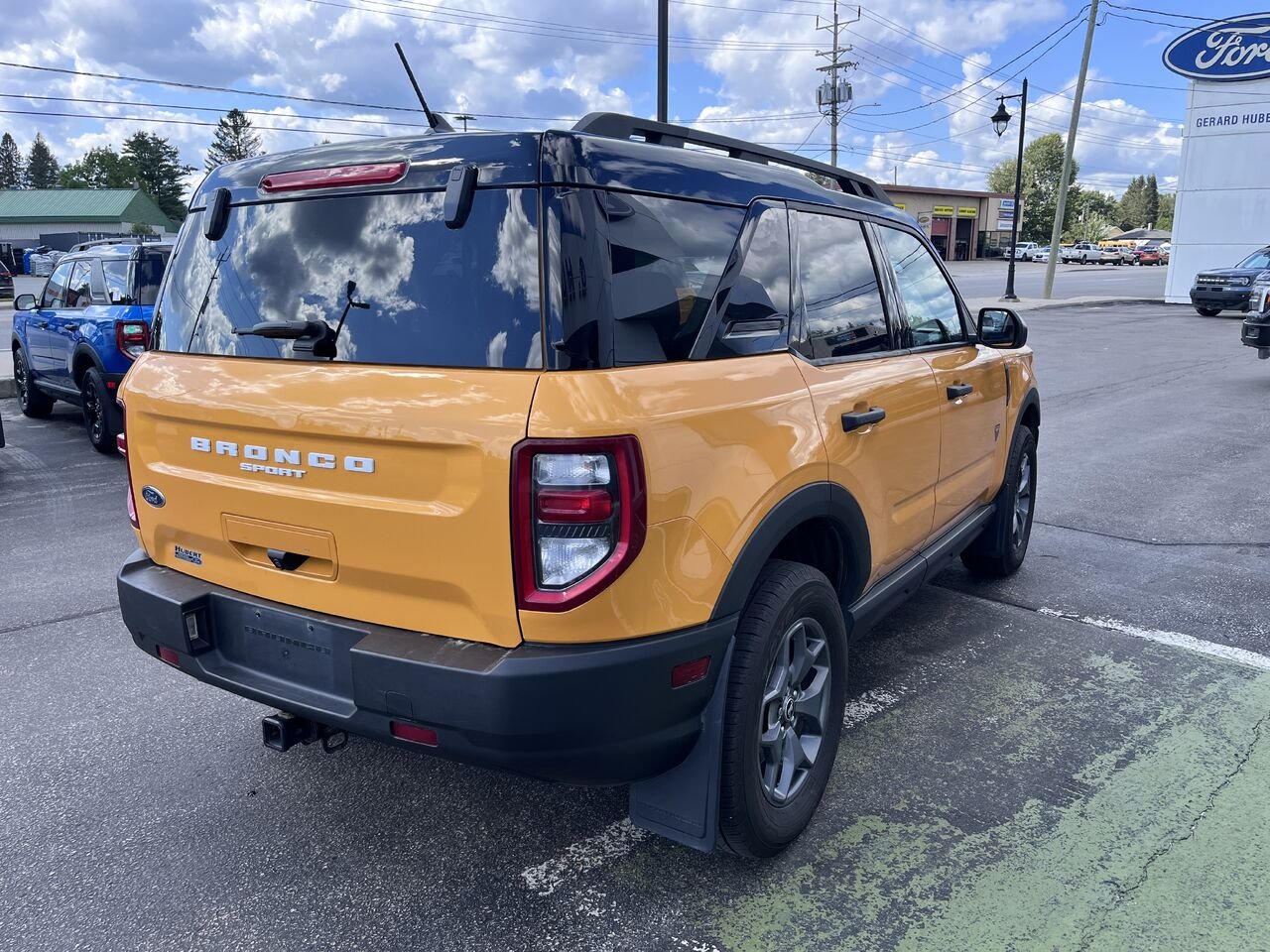 2022 Ford Bronco Sport Cyber Orange Metallic Tri-Coat Mont-Laurier - photo #4