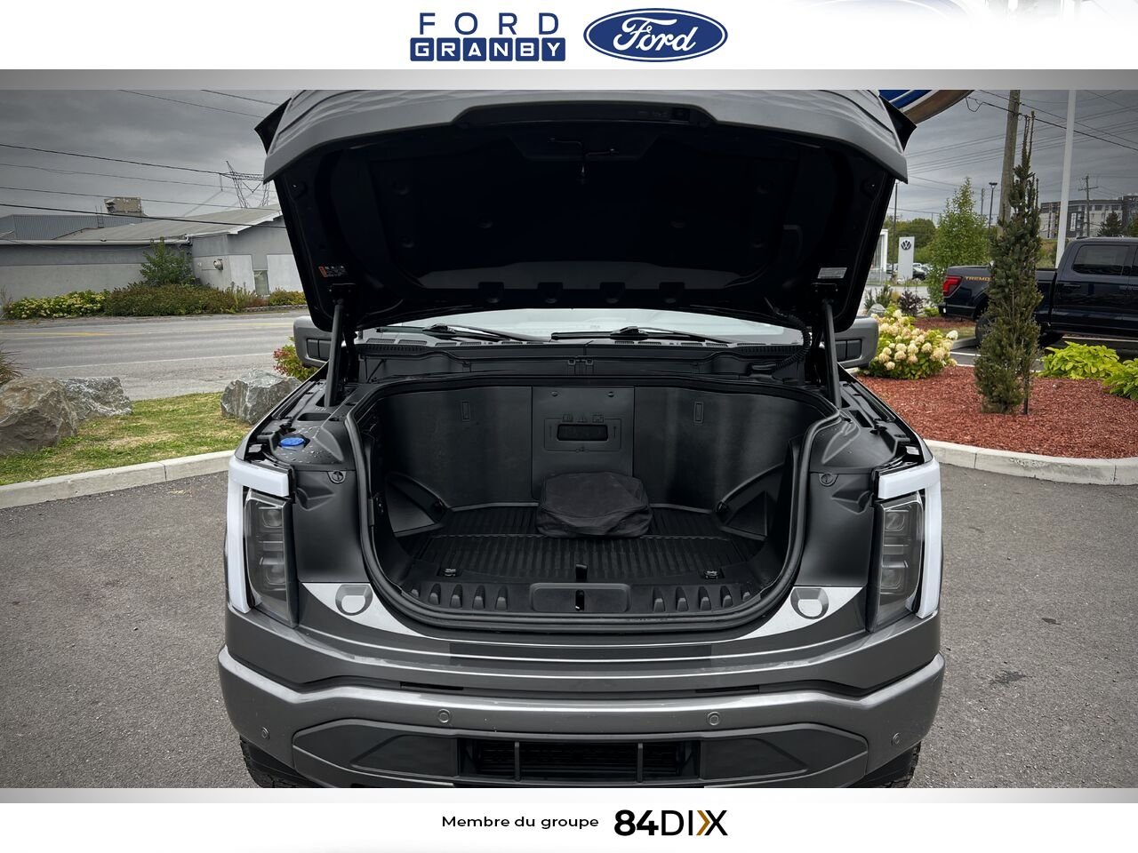 2022 Ford F-150 Lightning Grey Granby - photo #15