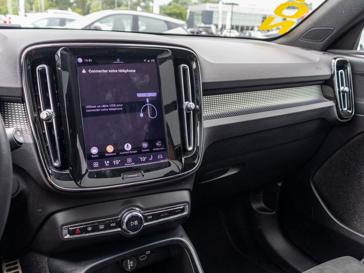 2022 Volvo Recharge XC40 tout électrique XC40 Recharge Plus Black Châteauguay - photo #13