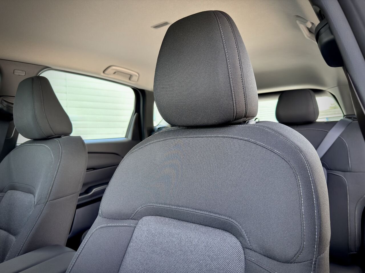 2026 MAZDA CX-5 Machine Grey Metallic Notre-Dame-des-Prairies - photo #18