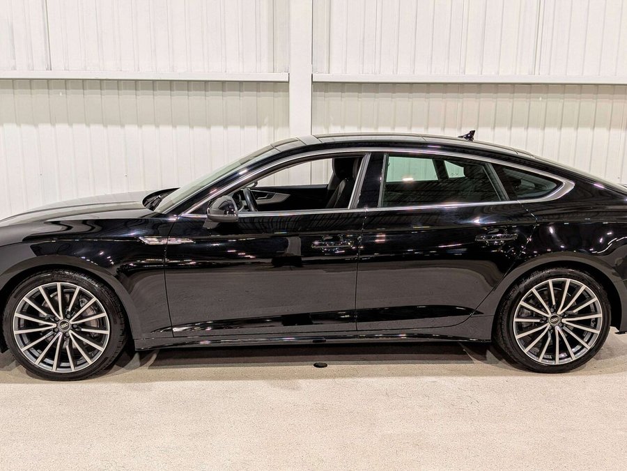 Audi A5 Sportback Komfort 45 TFSI quattro 2023 Noir