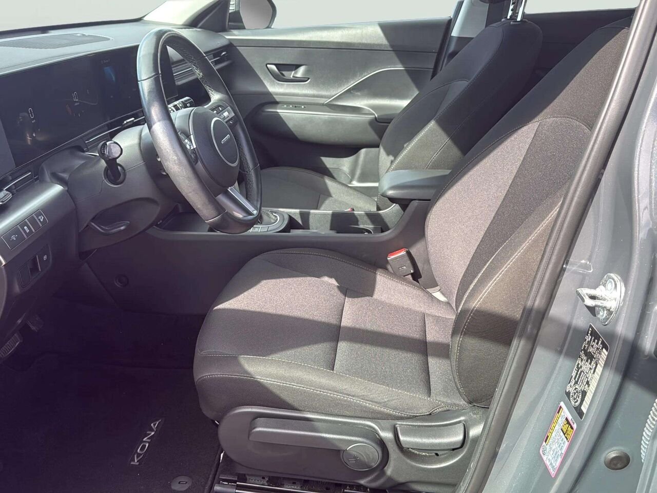 Hyundai Kona 2.0L Preferred TI 2026 Gris Gatineau - photo #20