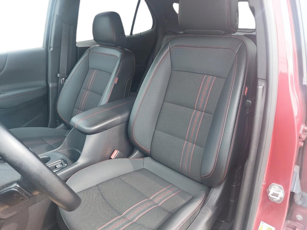 2024 Chevrolet Equinox RS Red Baie-Comeau - photo #8