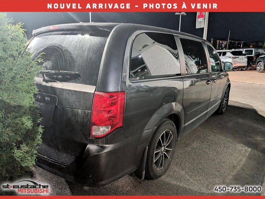 2017 Dodge Grand Caravan sxt plus Familiale 4 portes SXT-stow n go-porte coulissante électrique-bluetooth Black