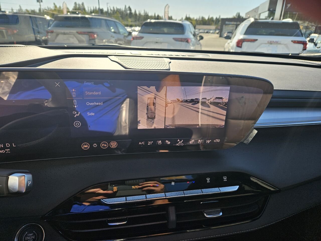Buick Enclave Avenir 4 portes TI 2027 Blanc irisé triple couche Thetford Mines - photo #7