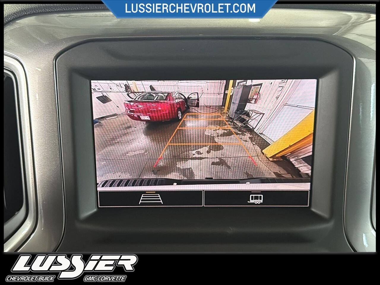 Chevrolet Silverado 2500HD WT cabine multiplace 4RM 159 po 2026 BLANC SOMMET Saint-Hyacinthe - photo #16