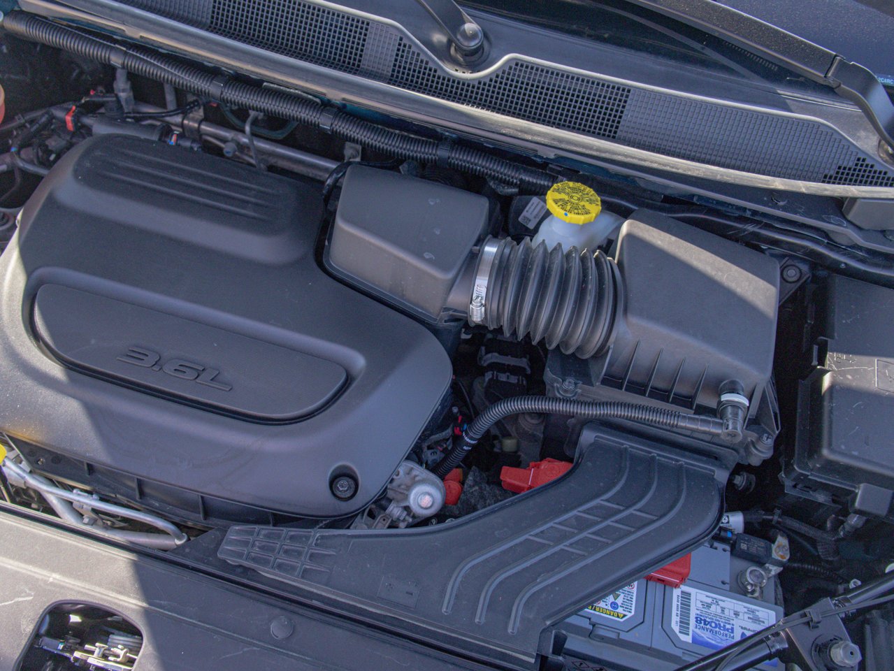 2025 Chrysler Pacifica Limited FWD Blue Sherwood Park - photo #16