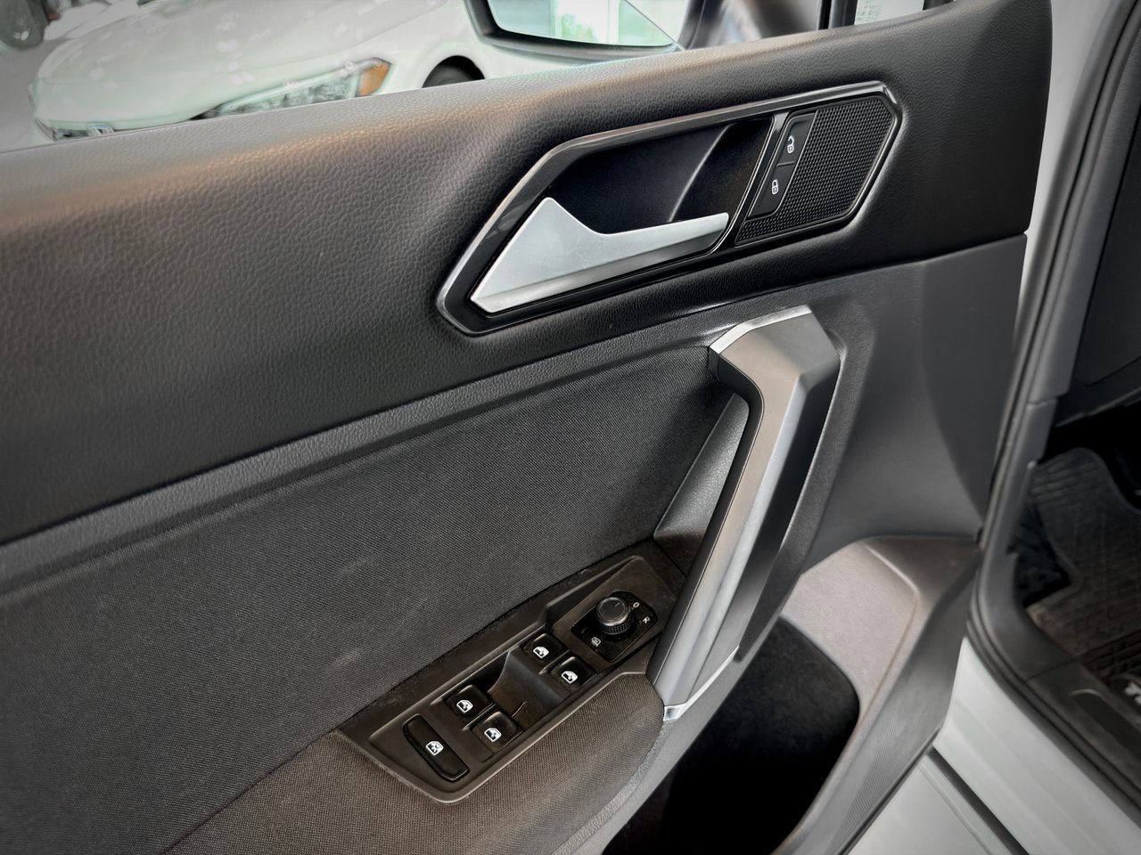 Volkswagen Tiguan 2018 Blanc Notre-Dame-des-Prairies - photo #23