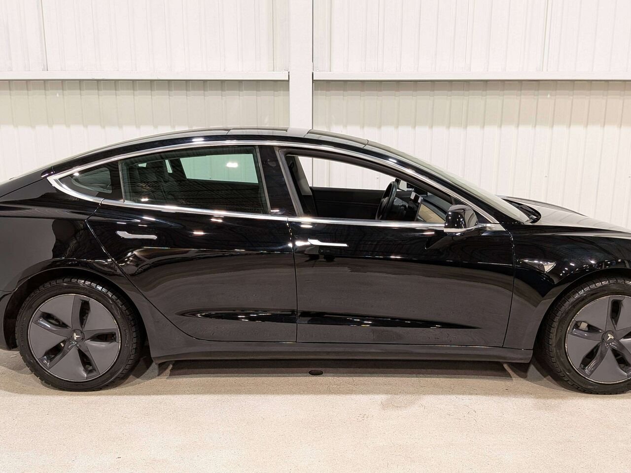 2019 Tesla Model 3 Standard Range Plus RWD Black Val-David - photo #7
