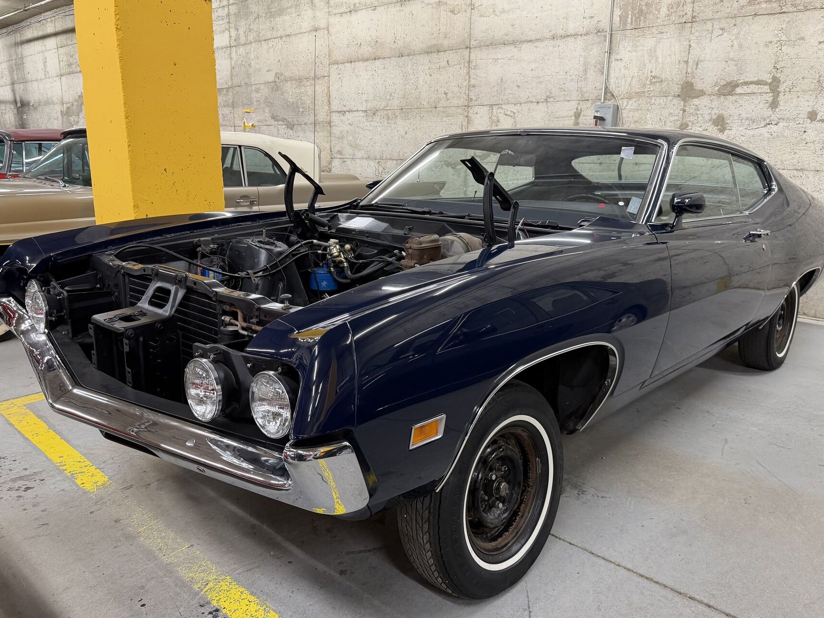 Ford Torino 1970 Montréal - photo #0