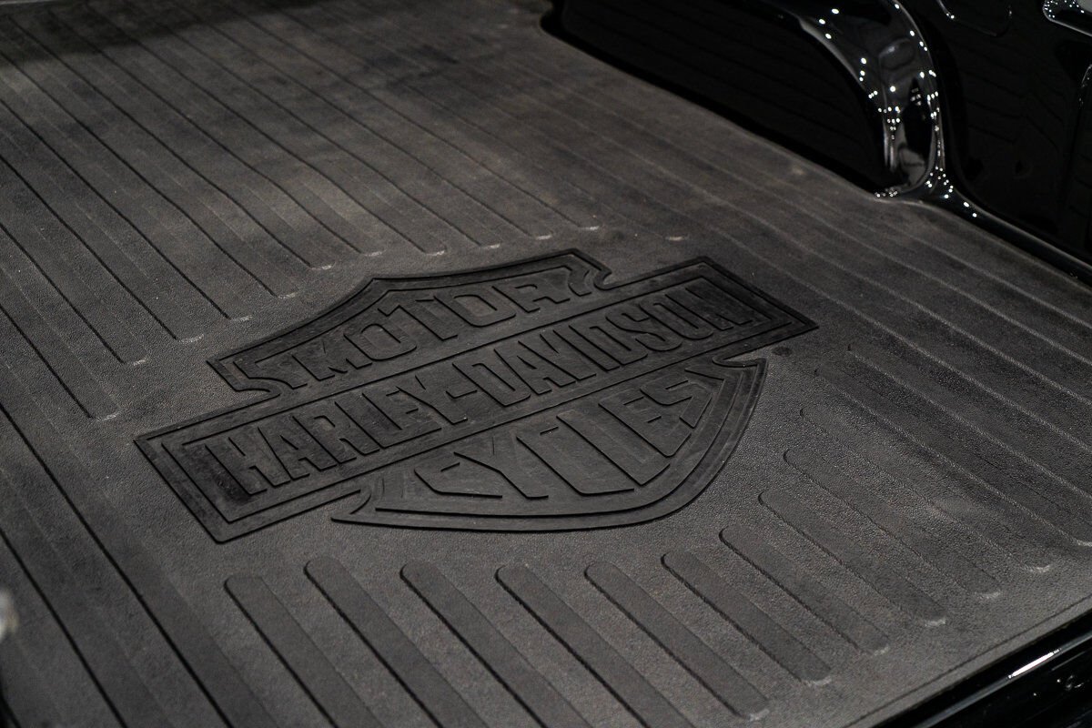 Ford F-150 Harley Davidson Edition In Delivery Packaging 2000 Noir Montréal - photo #29