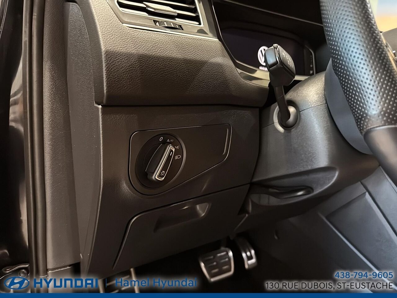 2024 Volkswagen Tiguan Black Saint-Eustache - photo #10