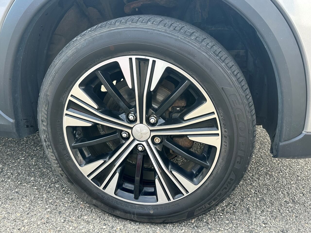 Mitsubishi Eclipse Cross SE S-AWC 2018 Gris Matane - photo #17