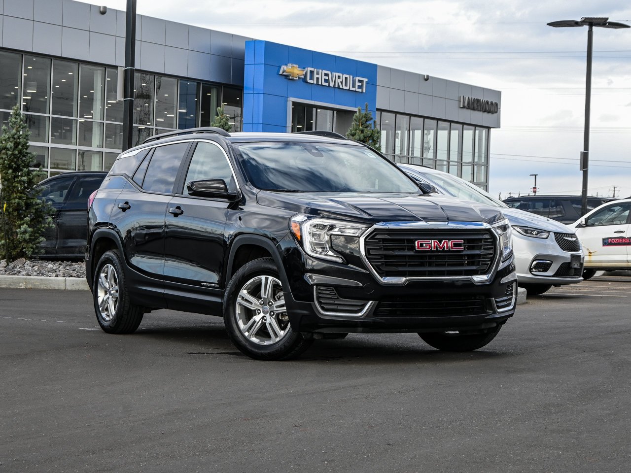 2024 GMC Terrain AWD 4dr SLE Black Sherwood Park - photo #1