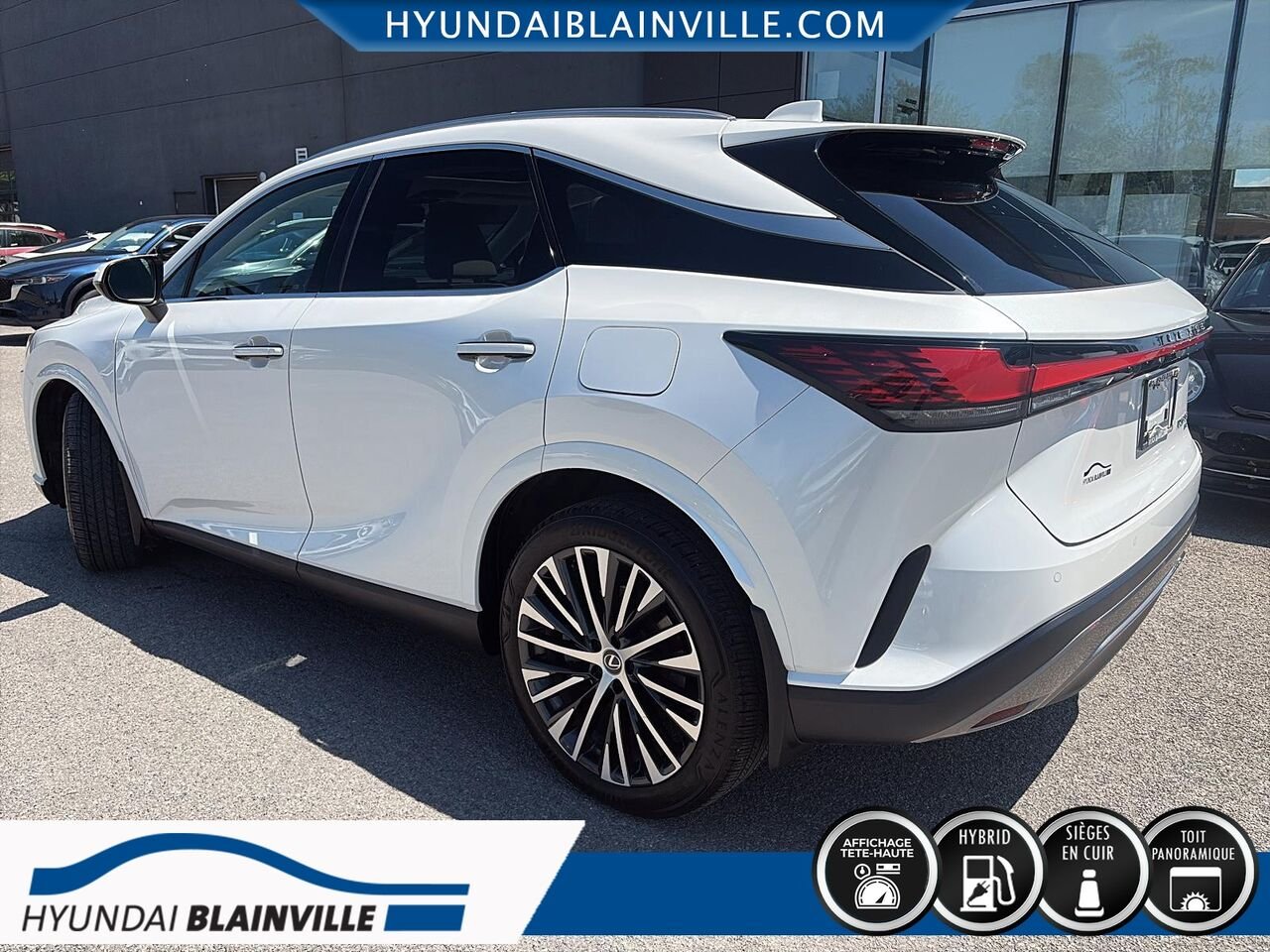 2023 Lexus RX White Blainville - photo #5