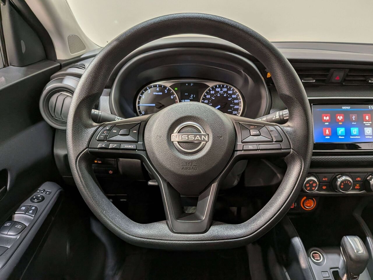 2024 Nissan Kicks S FWD Black Val-David - photo #12