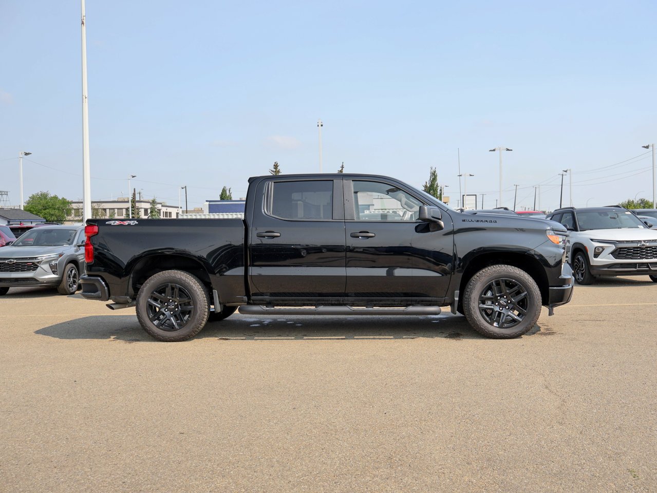 2024 Chevrolet Silverado 1500 4WD Crew Cab 147 Custom Black Sherwood Park - photo #8