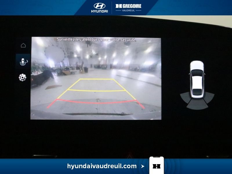 Hyundai Elantra YP225 | Manual 2023 Gris Laval - photo #26