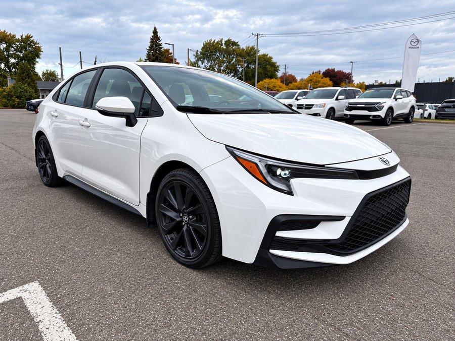 2024 Toyota Corolla SE White