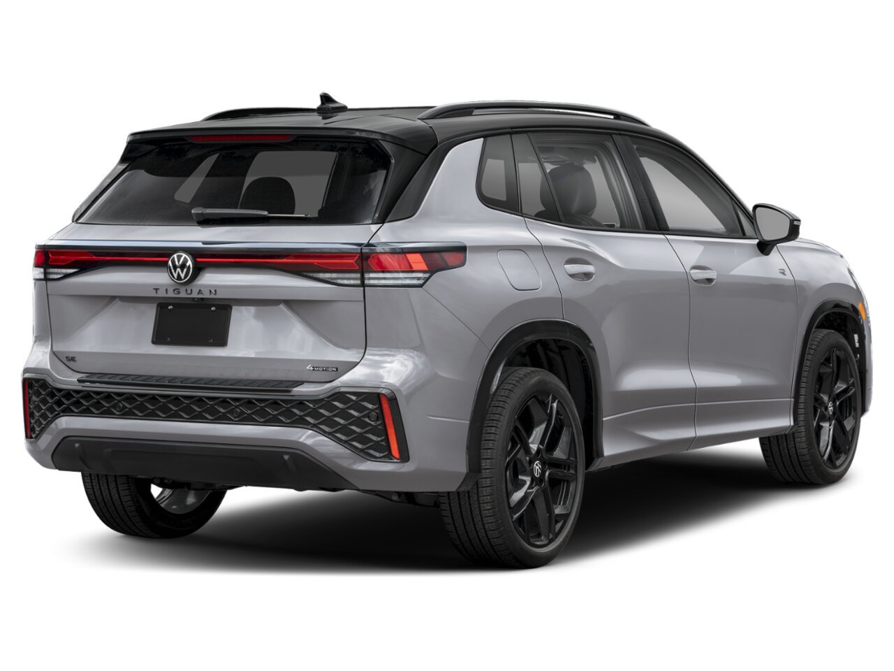2026 Volkswagen Tiguan Pyrite Silver Metallic w/Black Roof Rouyn-Noranda - photo #1