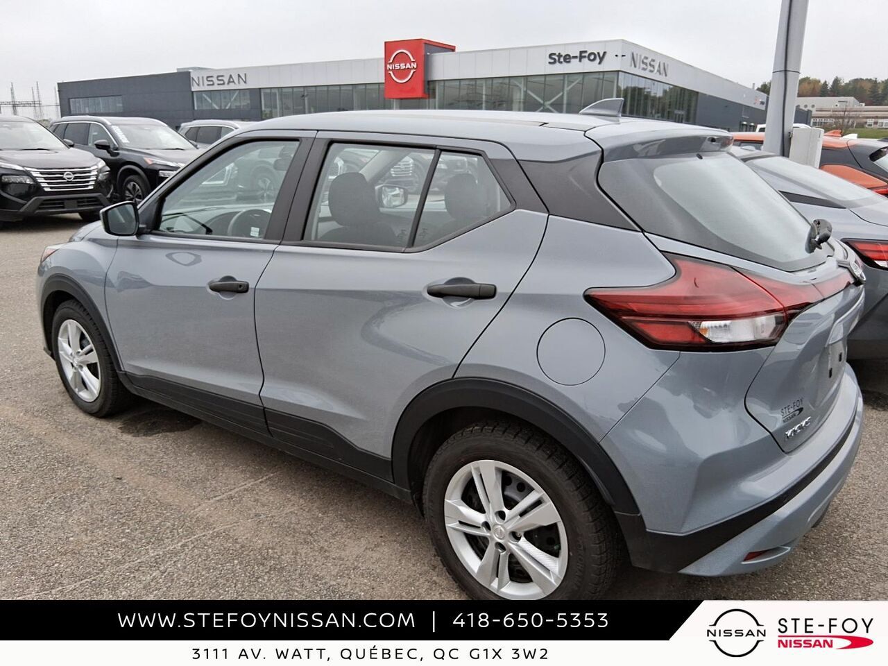 Gray 2023 Nissan Kicks SUV / Crossover Front-Wheel Drive Continuously Variable Transmission