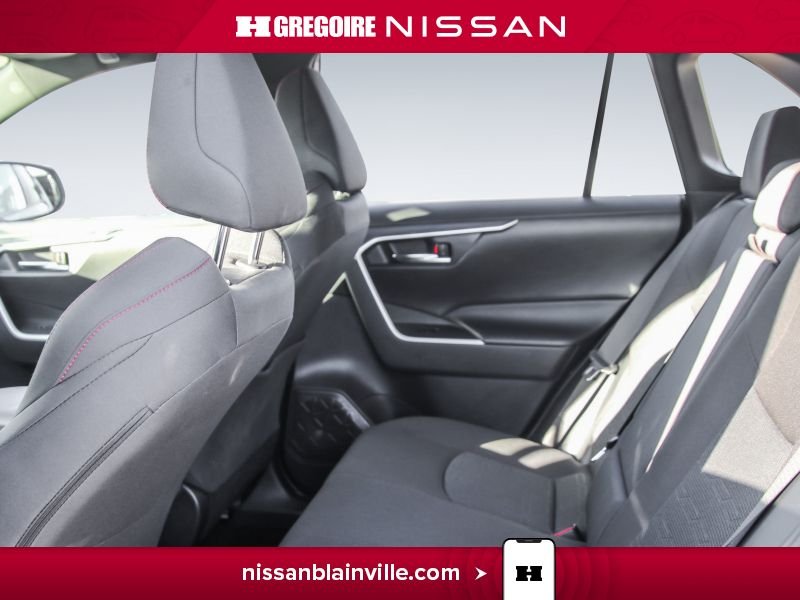 Toyota RAV4 Plug-In Hybrid 2025 Argent Saint-Eustache - photo #24