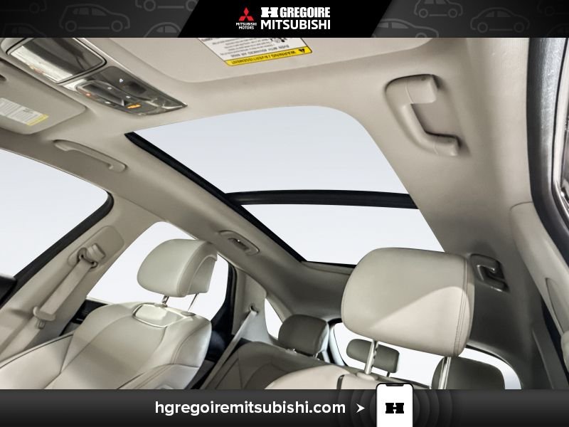 2023 Genesis GV70 Black Laval - photo #15