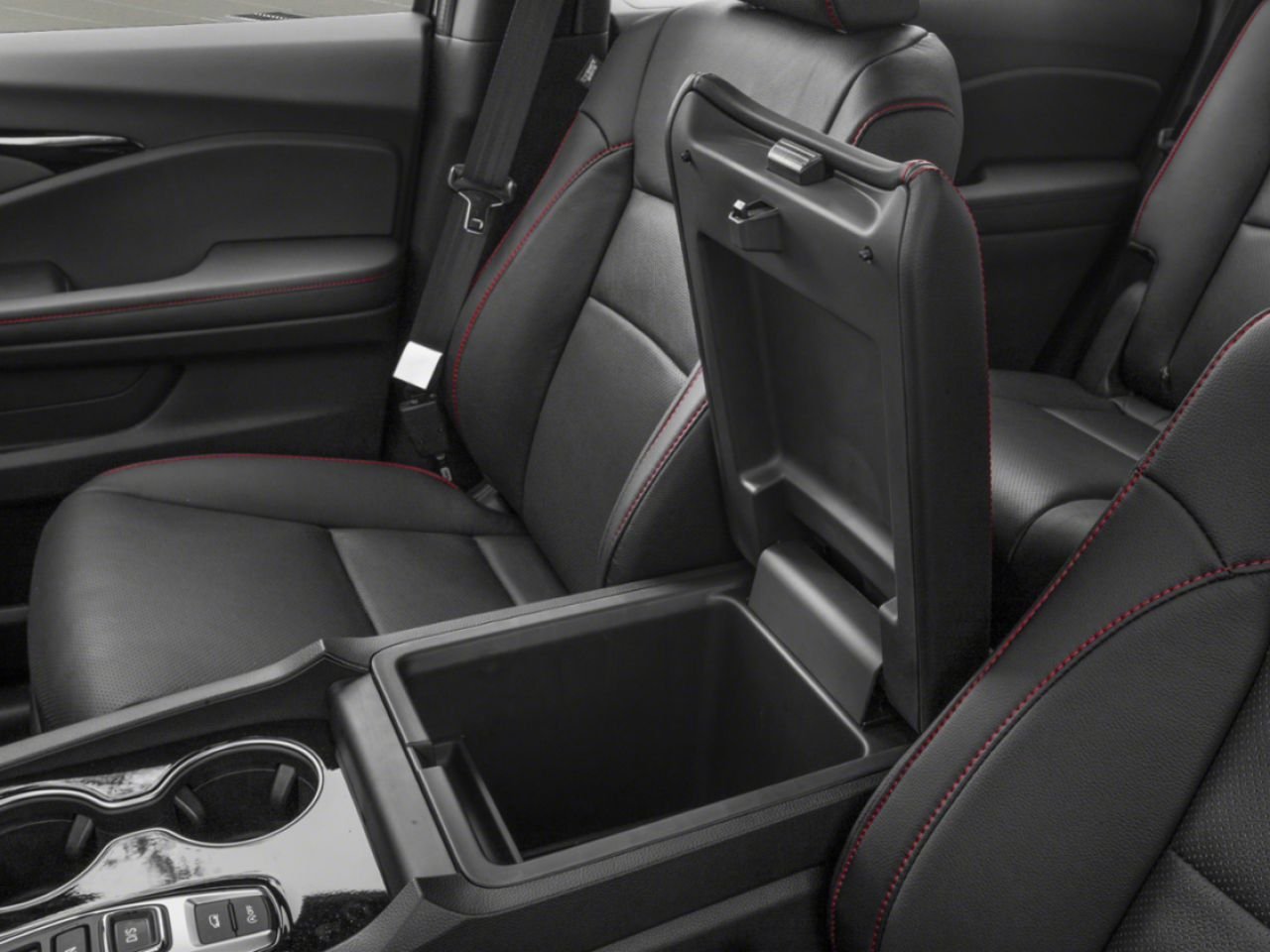 2024 Honda Passport Grey Mississauga - photo #6