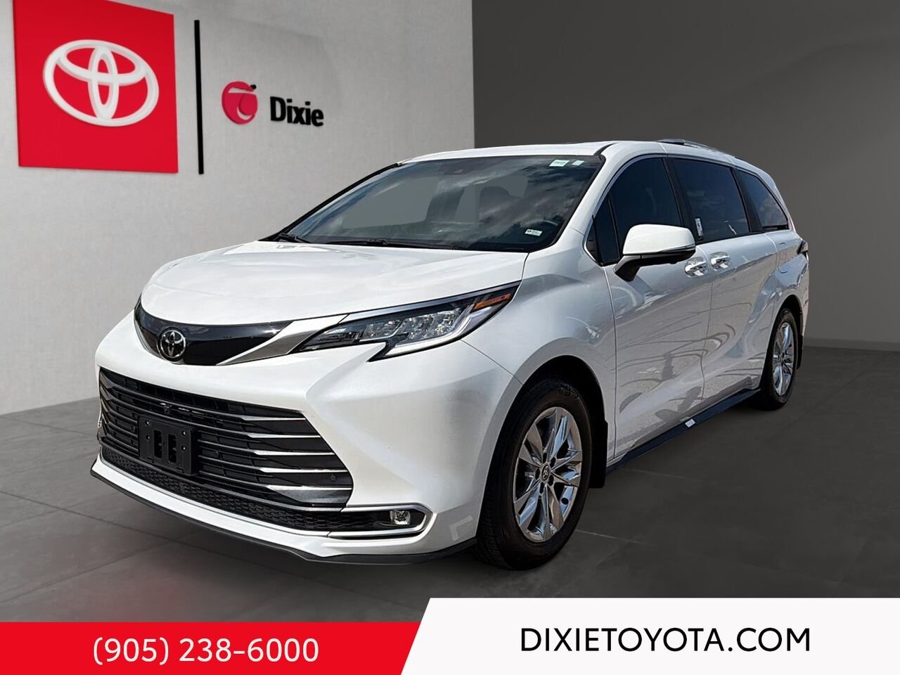 2026 Toyota Sienna Hybrid Limited AWD / CLEAN CARFAX / HEATED AND VENTILATED SEATS / MOONROOF / ALLOY WHEELS / CARPLAY AND ANDROID AUTO White Mississauga - photo #0