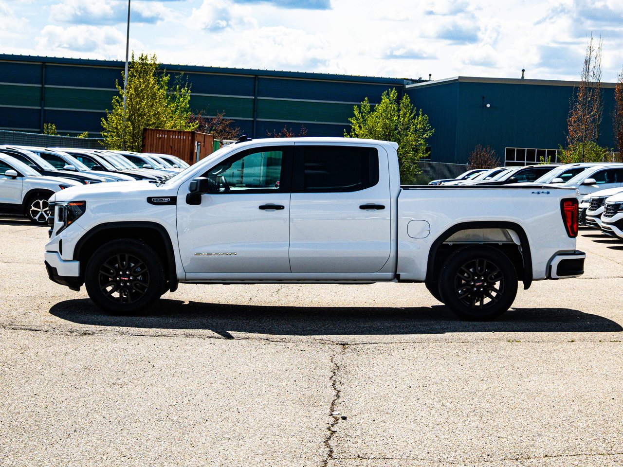 2024 GMC Sierra 1500 4WD Crew Cab 147 Pro White Sherwood Park - photo #9
