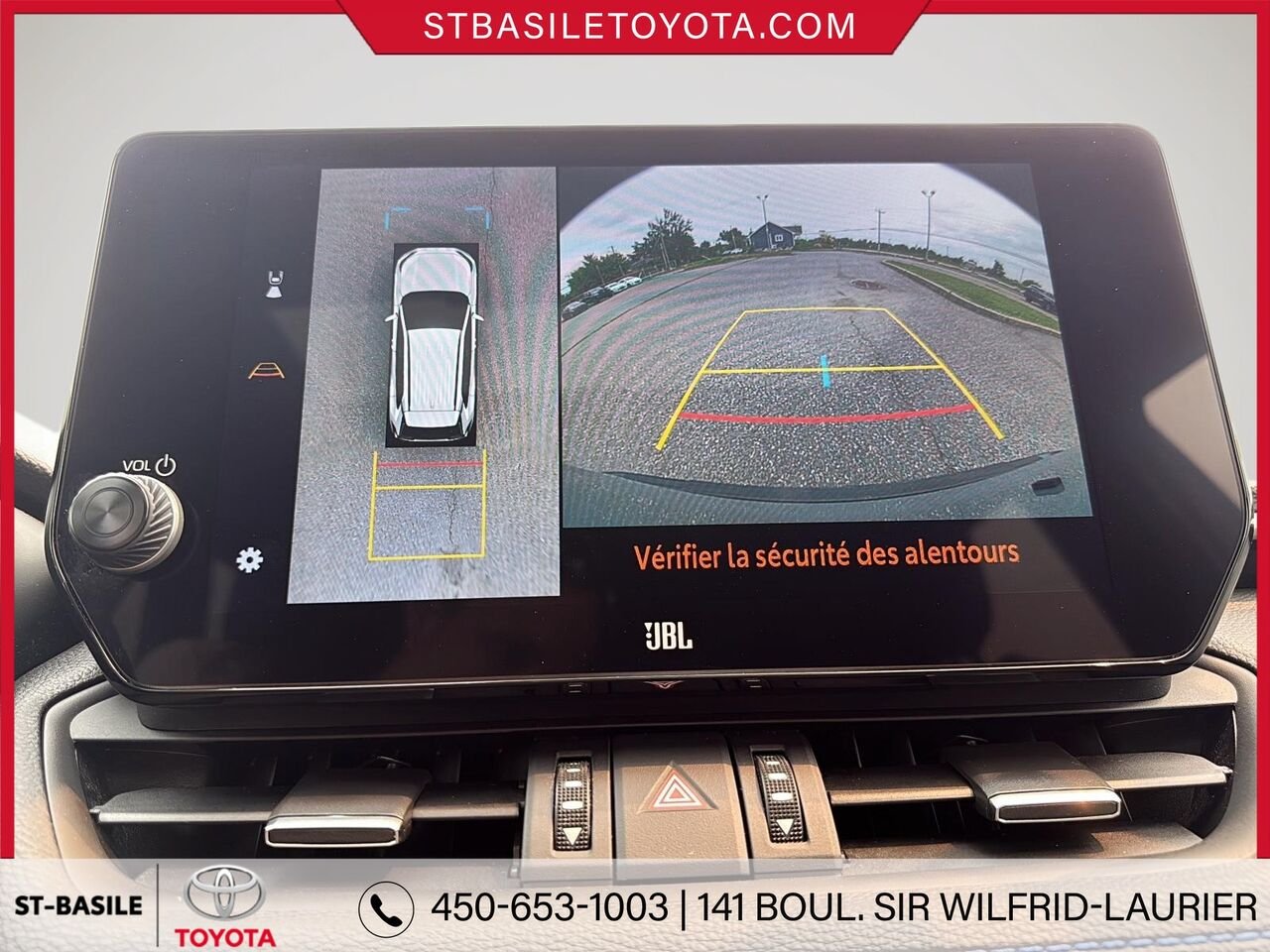 2023 TOYOTA RAV4 Hybrid Silver Sky Metallic with Black Roof Saint-Basile-le-Grand - photo #18