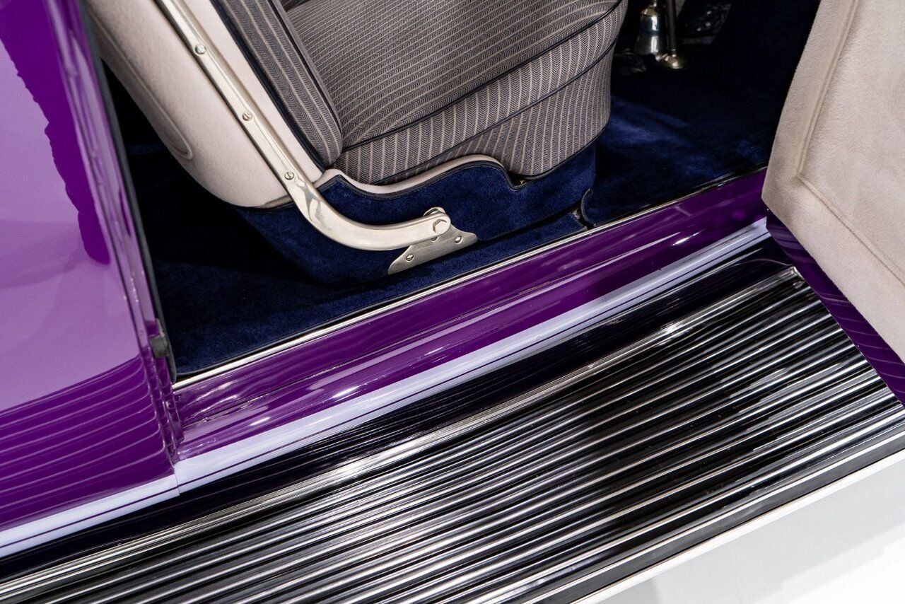 Lincoln KB Victoria Coupe One Of 18 Built, And The Only Known Surviving **PRICE IN USD** 1933 mauve Montréal - photo #72