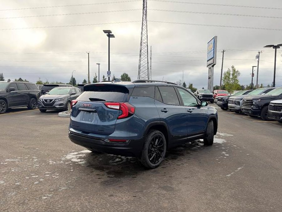 2024 GMC Terrain SLE Elevation Pro AWD 1.5T | Panoramic Sunroof Grey