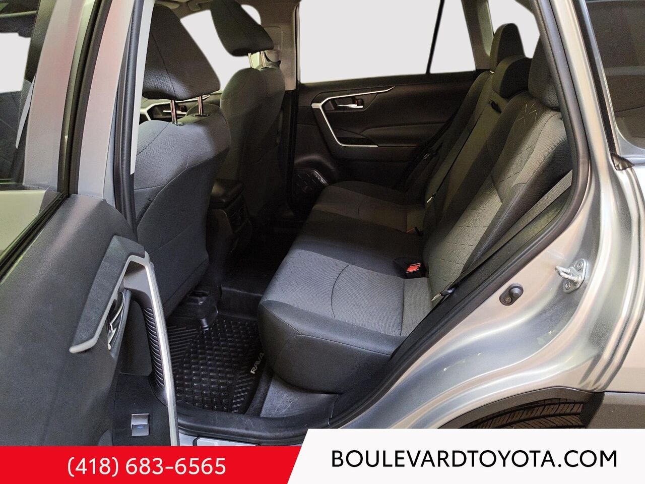2022 Toyota RAV4 100457A-69 | XLE, AWD Silver Québec - photo #18