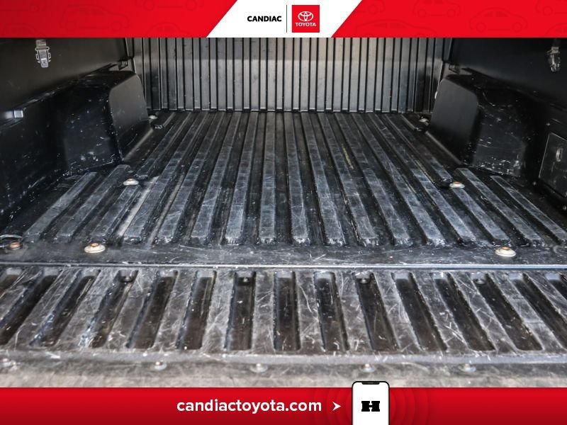 2022 Toyota Tacoma Black Laval - photo #31