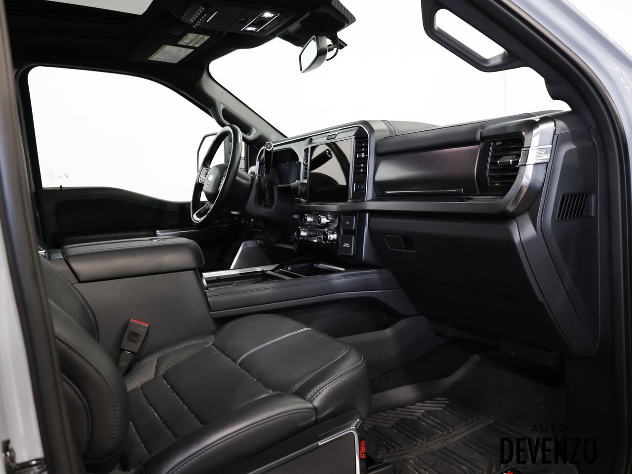 2026 Ford Super Duty F-250 SRW Blue Saint-Eustache - photo #5