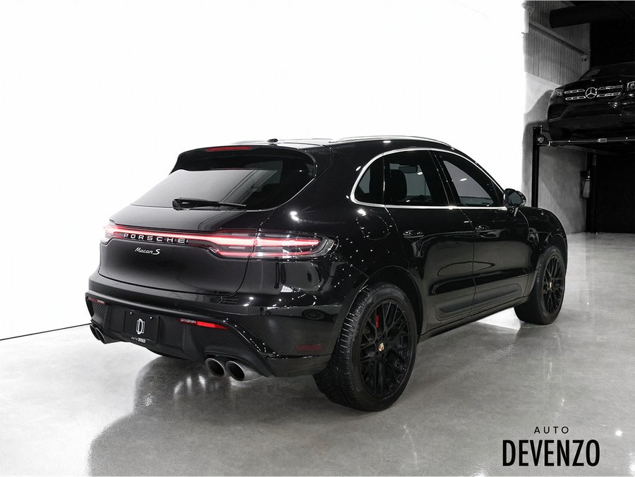 Porsche Macan S AWD 2.9L Twin-Turbo 375hp Sport Exhaust System 2023 Noir