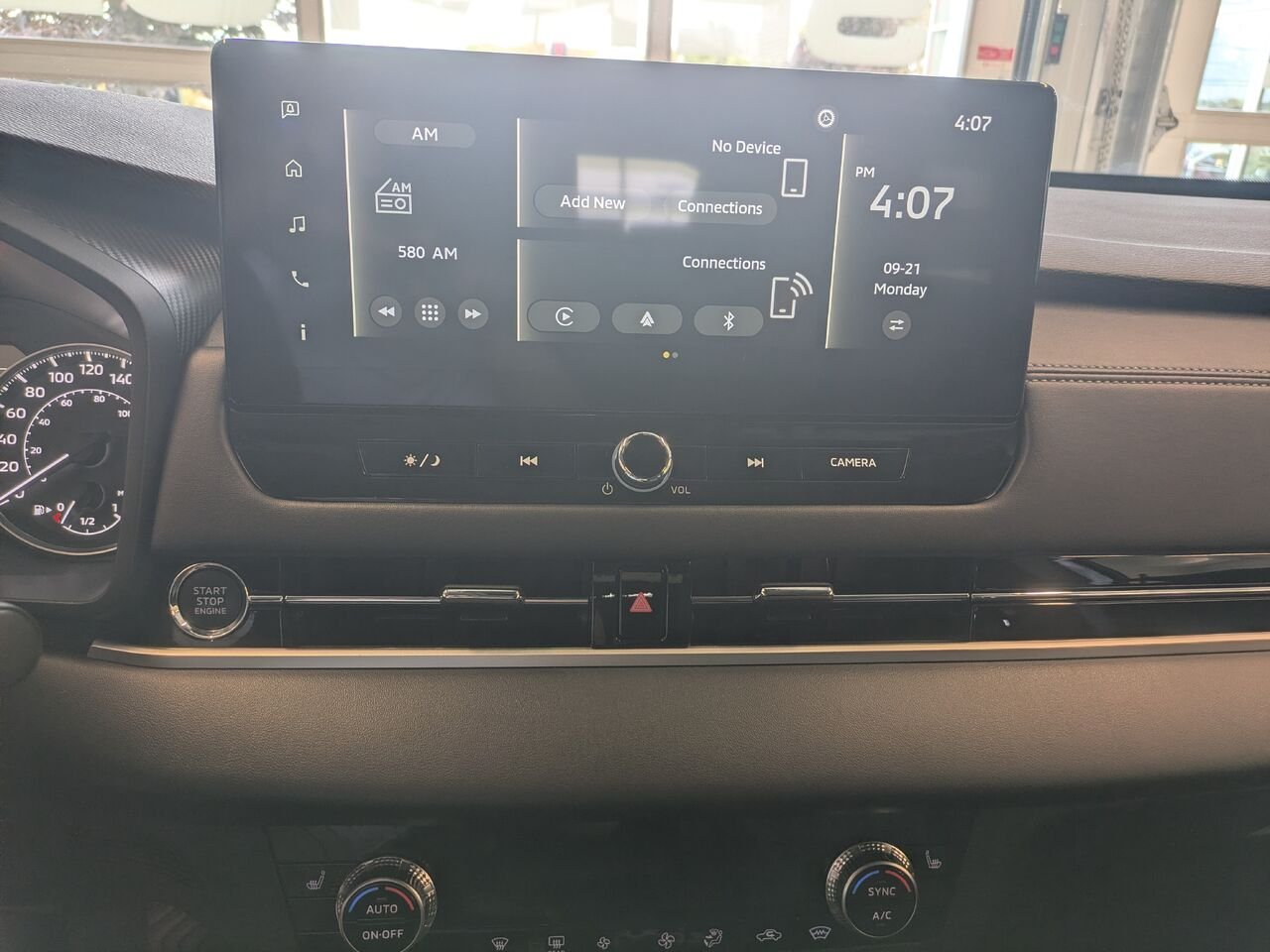 2025 Mitsubishi Outlander Grey Gatineau - photo #10