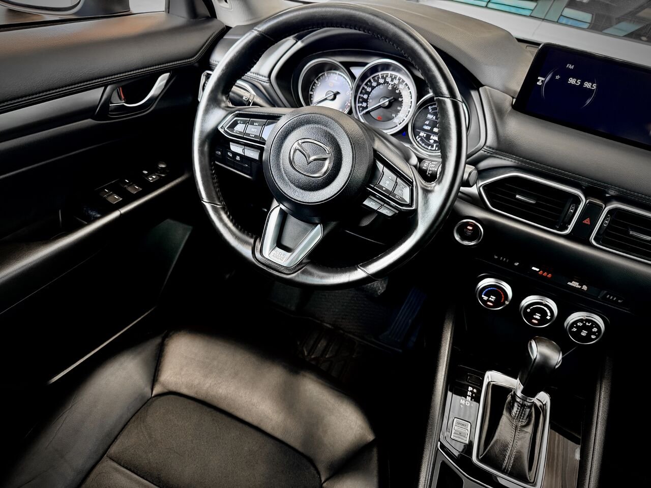 Mazda CX-5 2022 Gris Notre-Dame-des-Prairies - photo #17