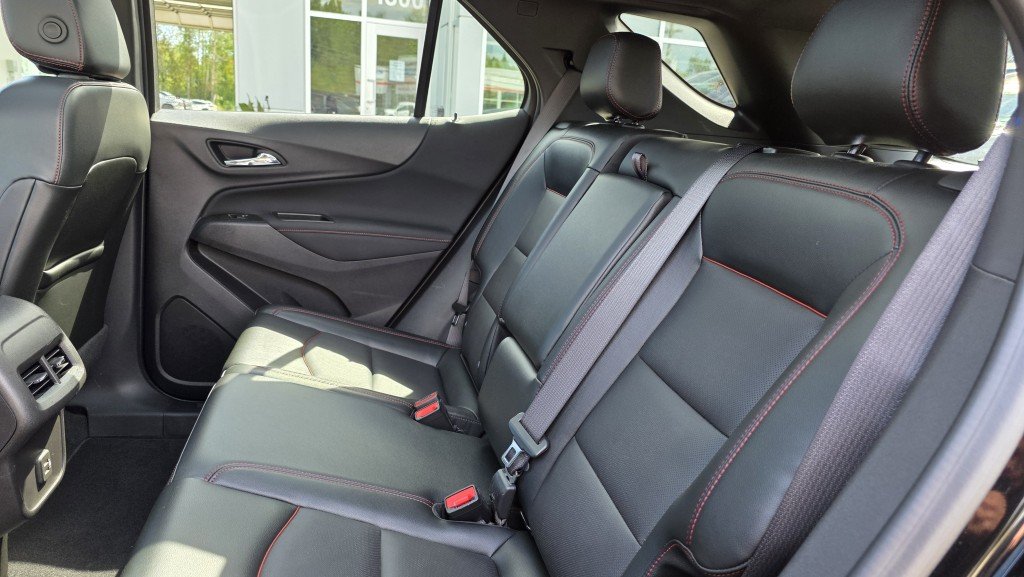 CHEVROLET Equinox RS AWD 2024 Noir Mont-Laurier - photo #17