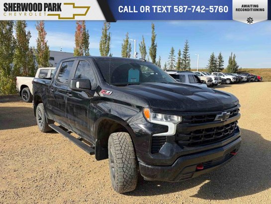 2024 Chevrolet Silverado 1500 LT Trail Boss 5.3L | Multiflex Tailgate Black