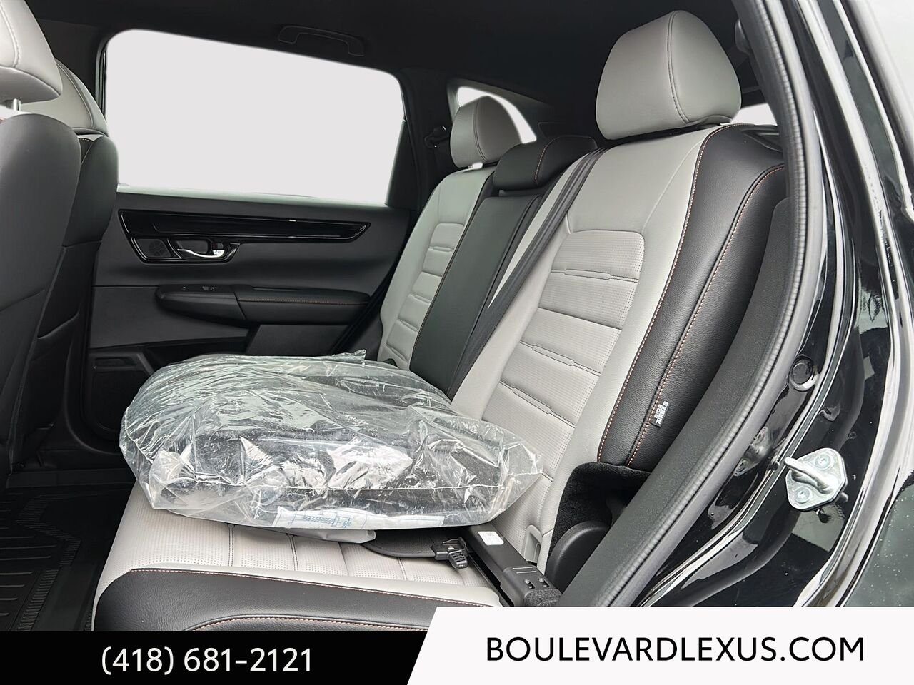 Honda CR-V hybride 138002A | Touring Traction Intégrale 2026 Noir Québec - photo #19
