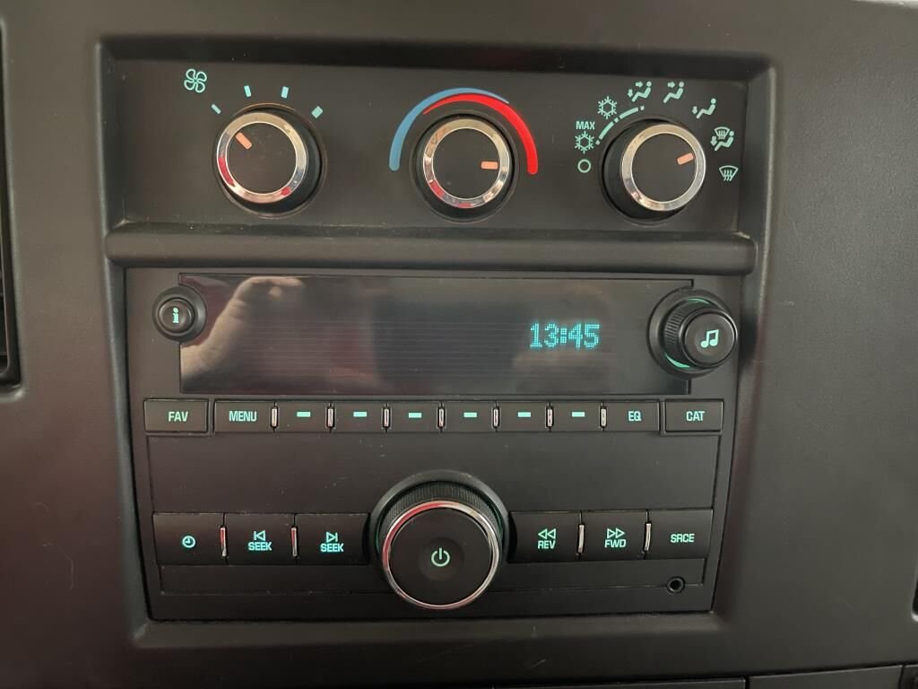 2019 GMC SAVANA FOURGONNETTE TRONQUÉE COMMERCIAL cube 14 pieds White Rivière-du-Loup - photo #21