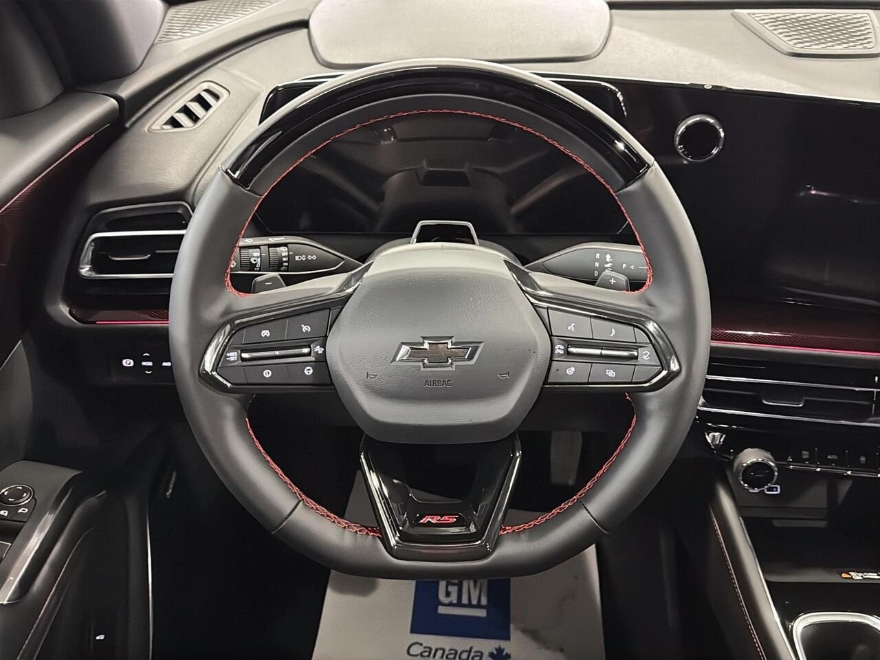 CHEVROLET Traverse RS 2027 NOIR MOSAIQUE METALLISE Saint-Hyacinthe - photo #10