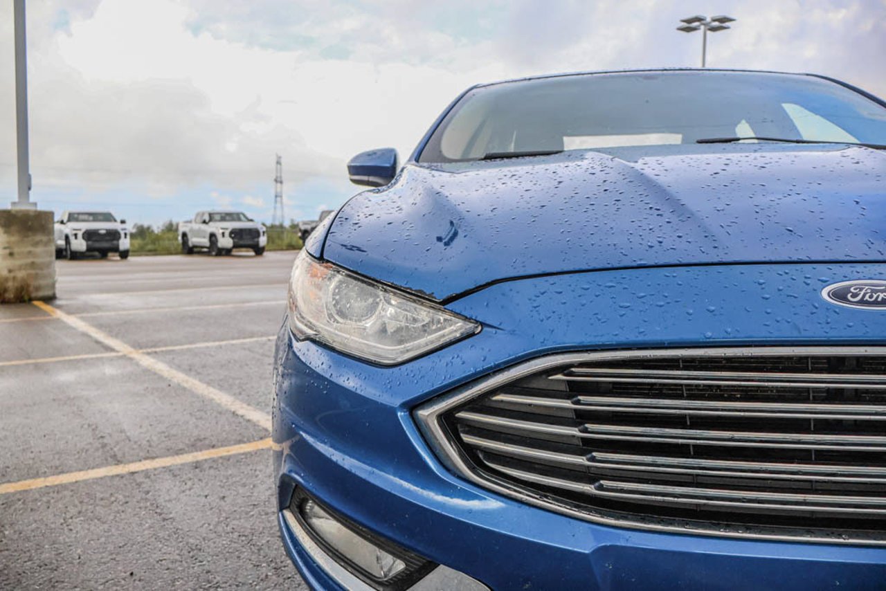 2018 Ford Fusion SE FWD Blue Sherwood Park - photo #10