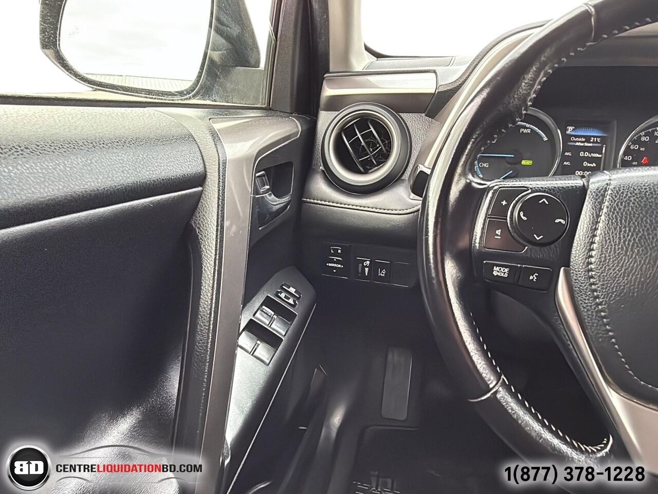 Toyota RAV4 Hybride LE+ 4 portes | BD0221 2017 Noir Granby - photo #16