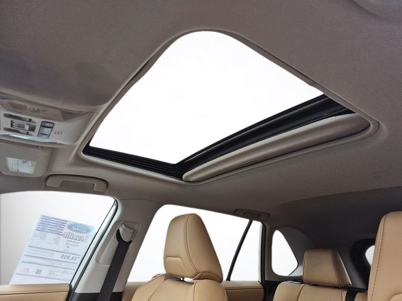 2019 Toyota RAV4 White Saint-Jérôme - photo #27