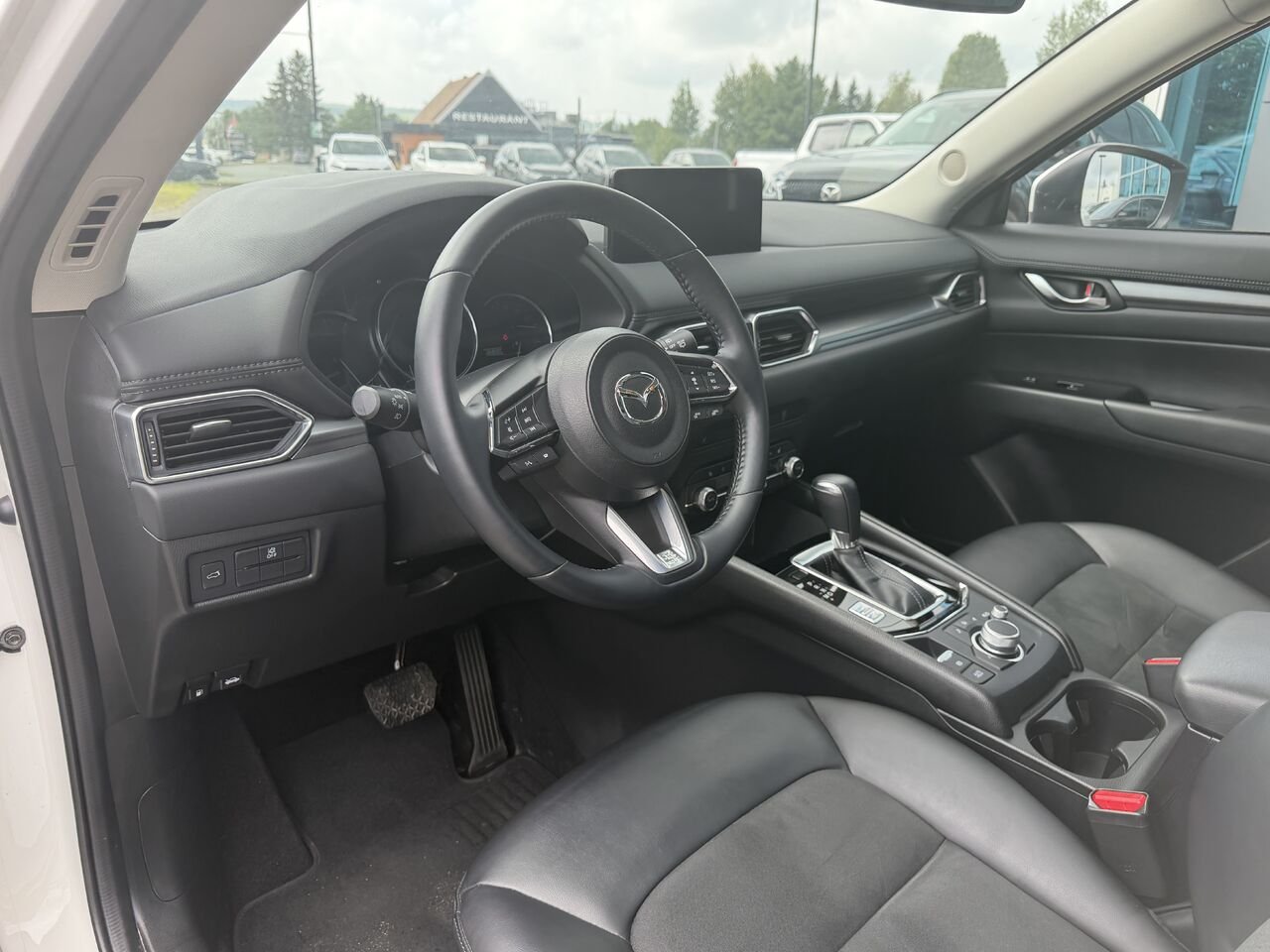 2023 Mazda CX-5 White Ste-Marie - photo #8